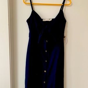 Beautiful boutique button down dress.